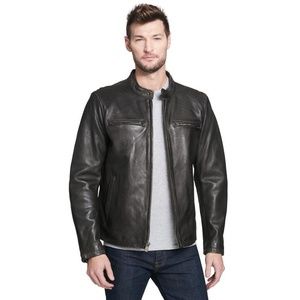 BRAND NEW Wilson’s Black Leather Men’s Jacket